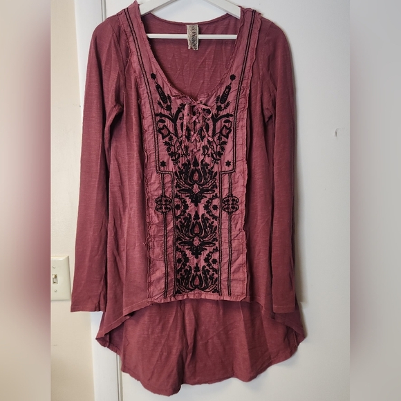 Free People Vintage Floral Embroidered Boho Tunic In Burgundy and BlacK Size S - Picture 1 of 8